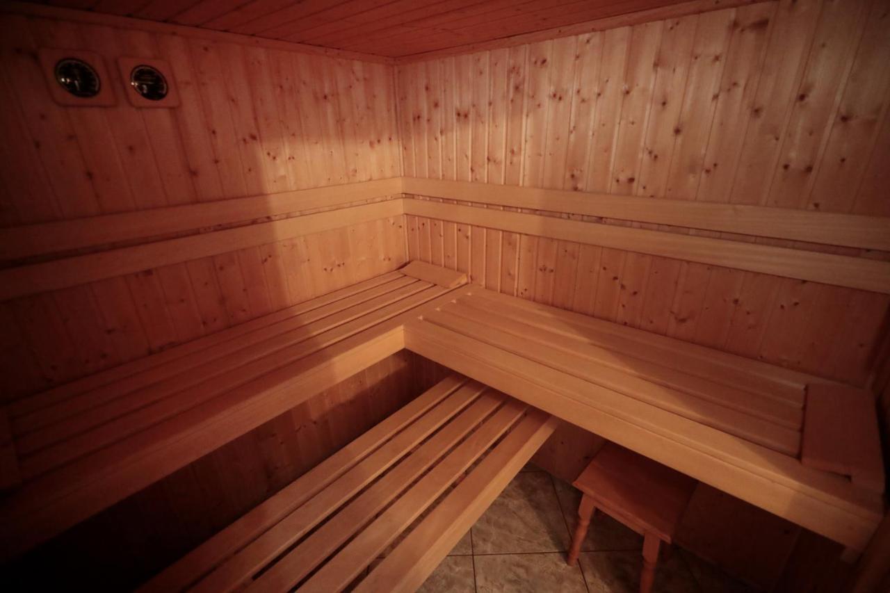 Goldhouse - Sauna, Whirlpool, Switch, Darts & Mehr Andernach Zewnętrze zdjęcie
