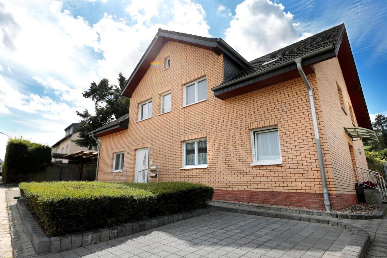 Goldhouse - Sauna, Whirlpool, Switch, Darts & Mehr Andernach Zewnętrze zdjęcie